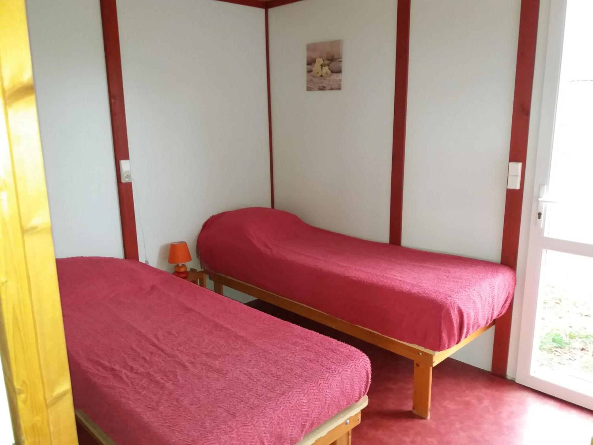 Les Chalets Du Quignon Autry-le-Chatel Bilik gambar